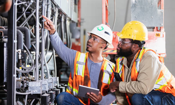 Best Affordable Emergency Electrician  in Oakville, MO